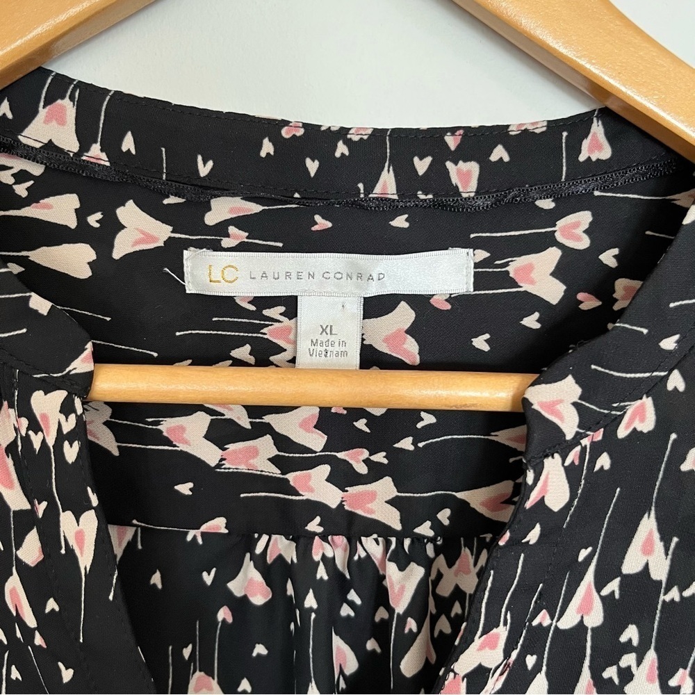 LC Lauren Conrad Heart Print Long Sleeve Top - Picture 6 of 9